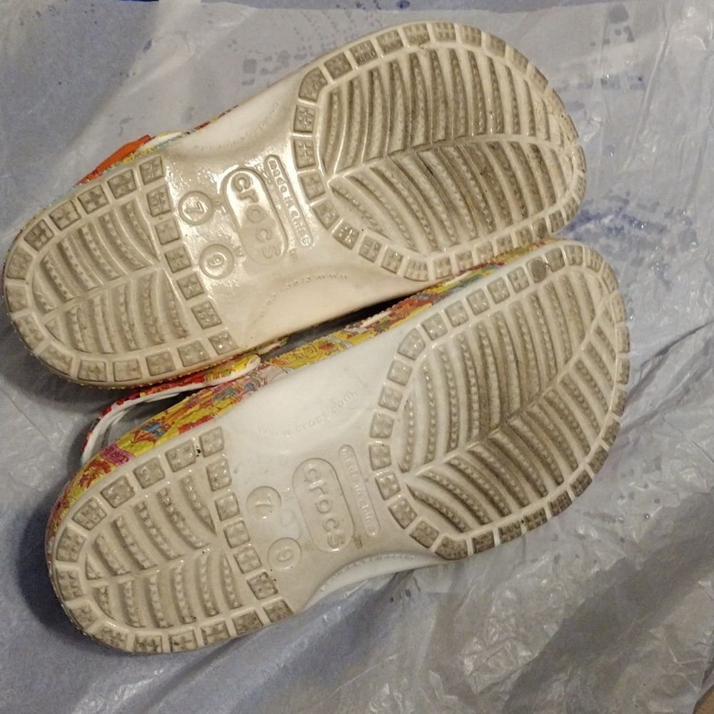 Disney Parks Crocs - Picture 4 of 5